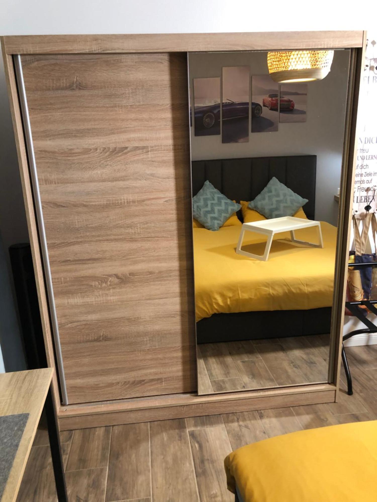 Stylisches Maybach Appartement Mit Terrasse Fuer 5 Personen, 5 Betten, Grosse Kochinsel, Homeoffice Mit 250Mbit Wlan Aidlingen Dış mekan fotoğraf