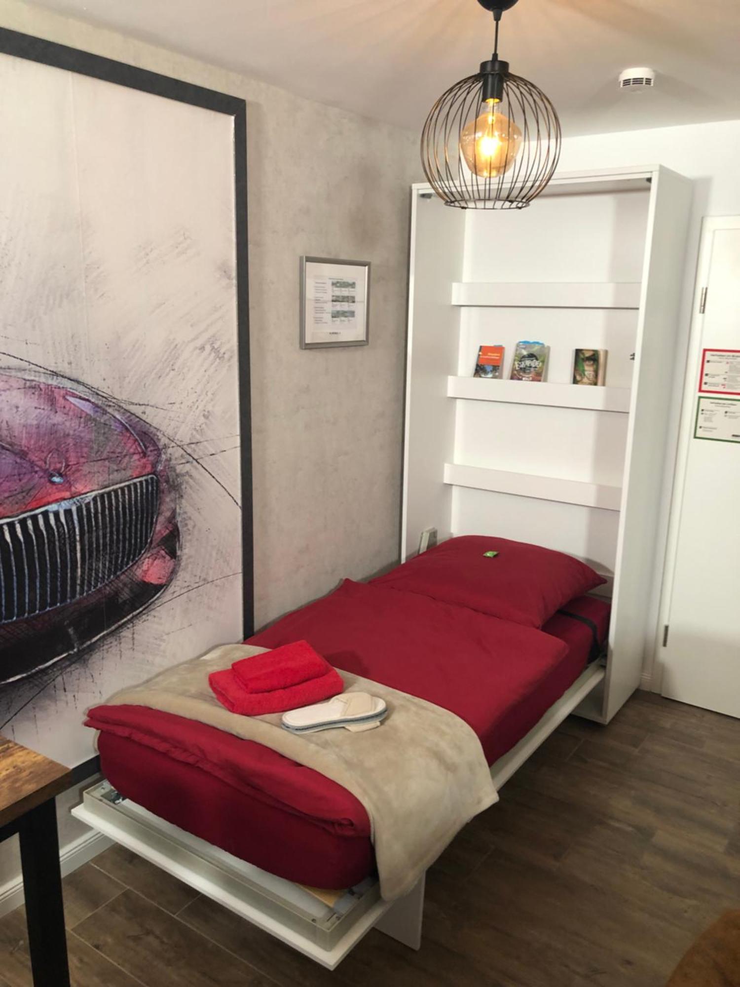 Stylisches Maybach Appartement Mit Terrasse Fuer 5 Personen, 5 Betten, Grosse Kochinsel, Homeoffice Mit 250Mbit Wlan Aidlingen Dış mekan fotoğraf