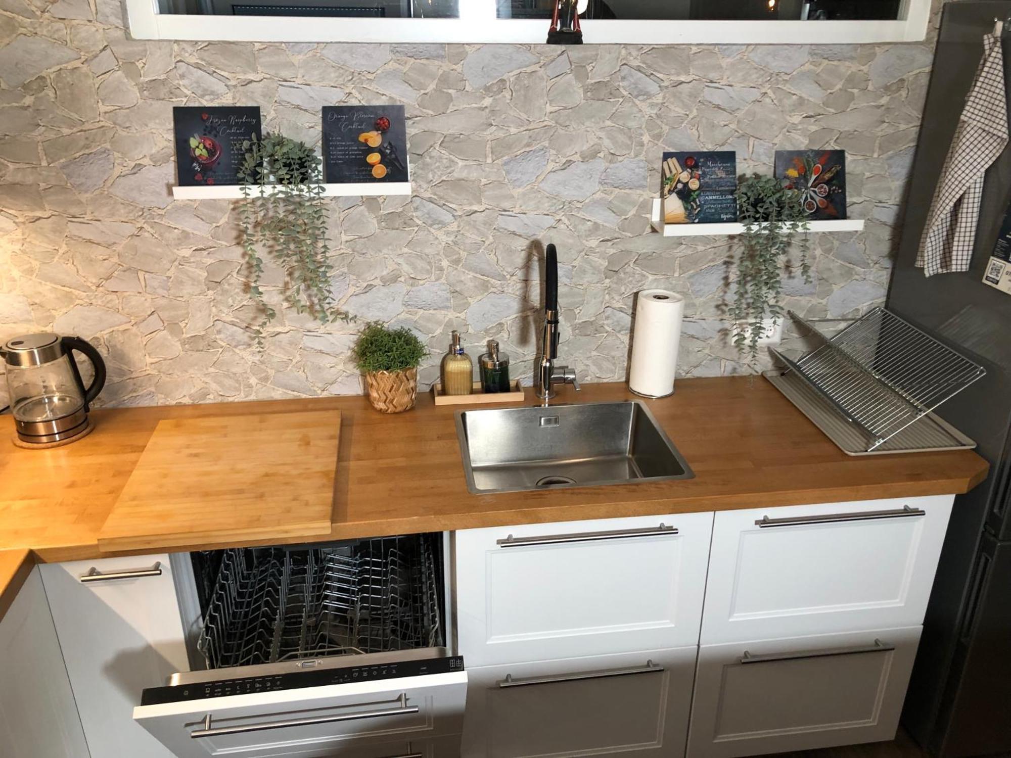Stylisches Maybach Appartement Mit Terrasse Fuer 5 Personen, 5 Betten, Grosse Kochinsel, Homeoffice Mit 250Mbit Wlan Aidlingen Dış mekan fotoğraf