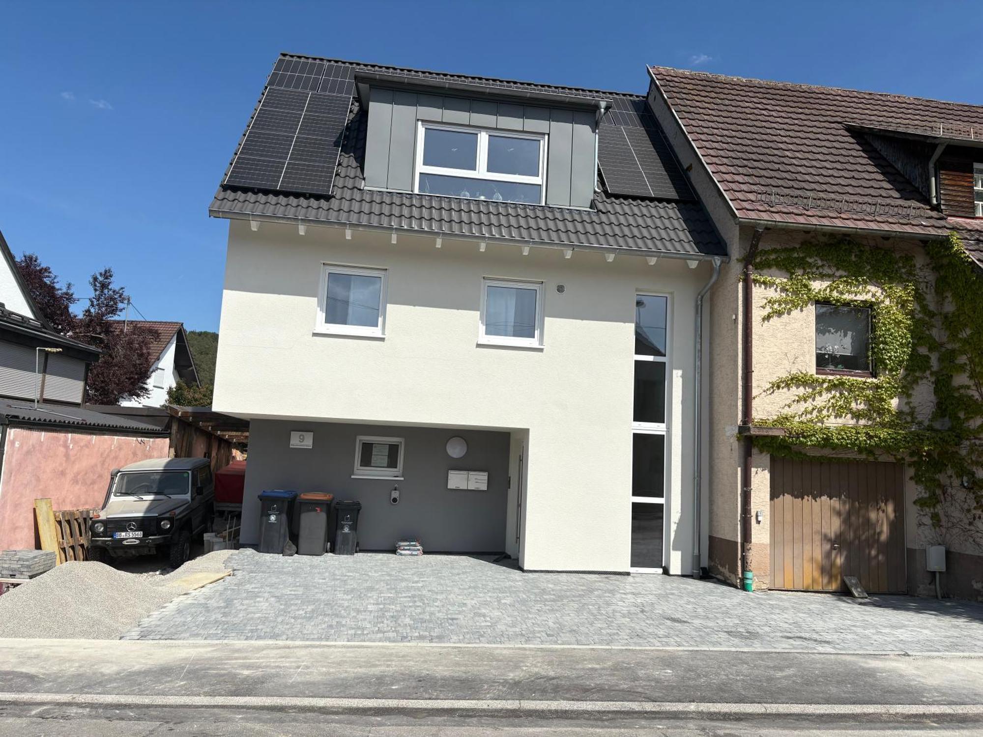 Stylisches Maybach Appartement Mit Terrasse Fuer 5 Personen, 5 Betten, Grosse Kochinsel, Homeoffice Mit 250Mbit Wlan Aidlingen Dış mekan fotoğraf